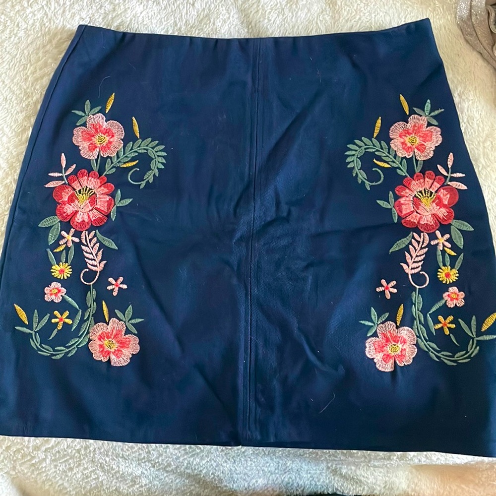 Navy blue skirt